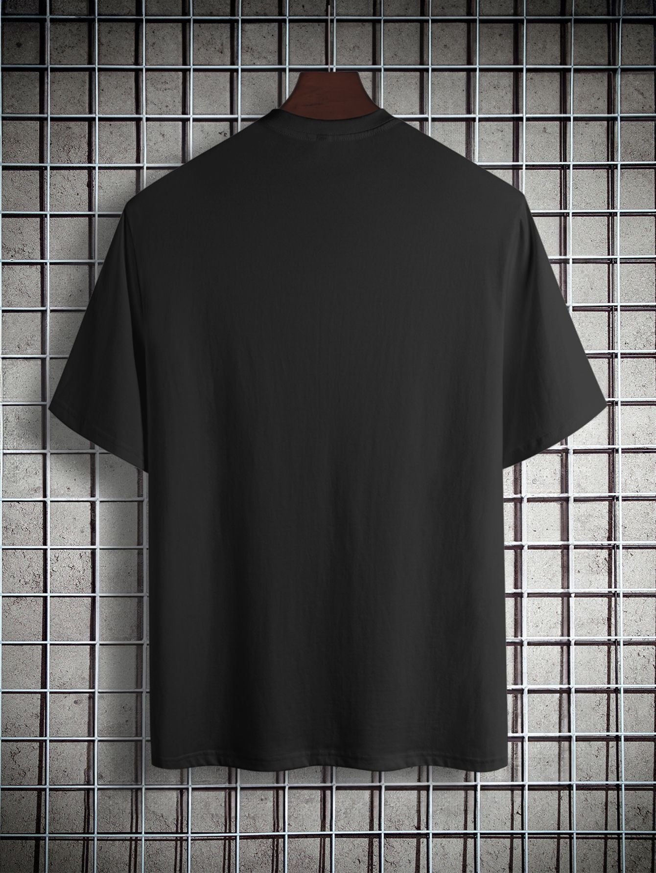 Sunglasses Hollowed Out Handheld Beer Graphic Printed Men's Round Neck Short Sleeved T-shirt, Casual And Comfortable Multifunctional Top For Spring And Summer