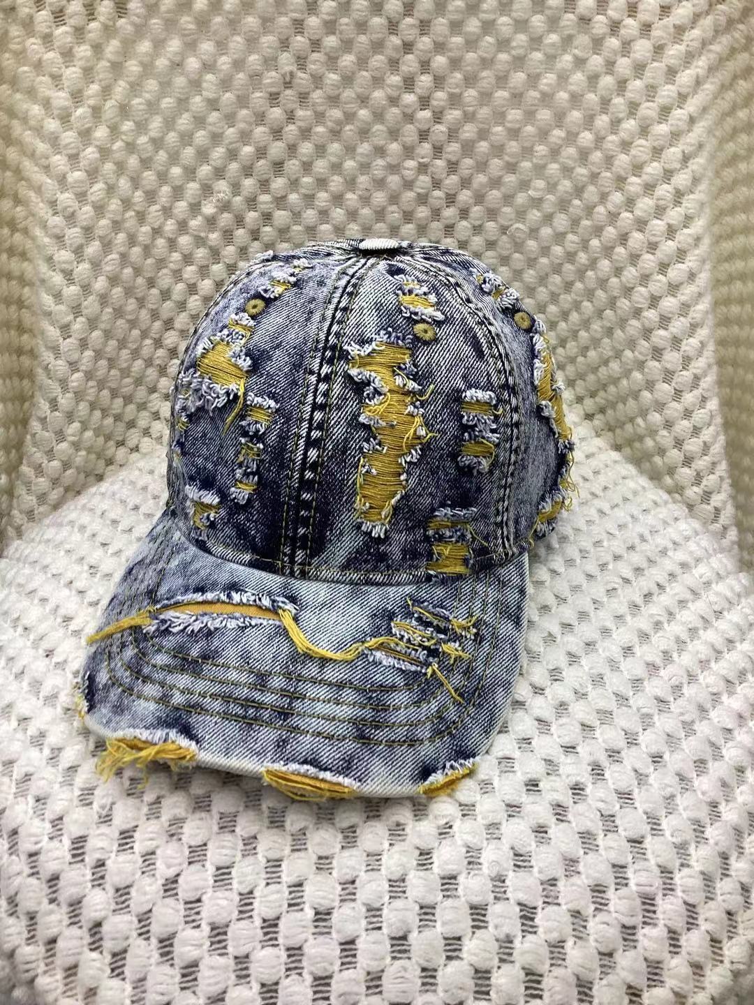 Jeans embroidered Comfort Baseball Cap