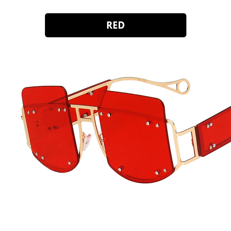 Personalized Sunglasses Fashion Trend