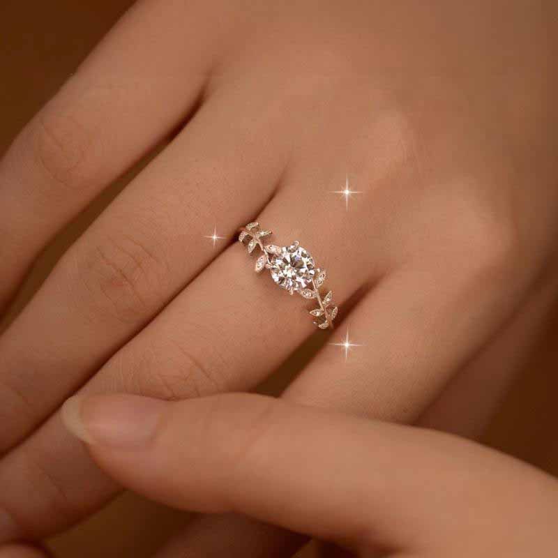 Moissanite Rose Laurel Temperament High-grade Niche Ring