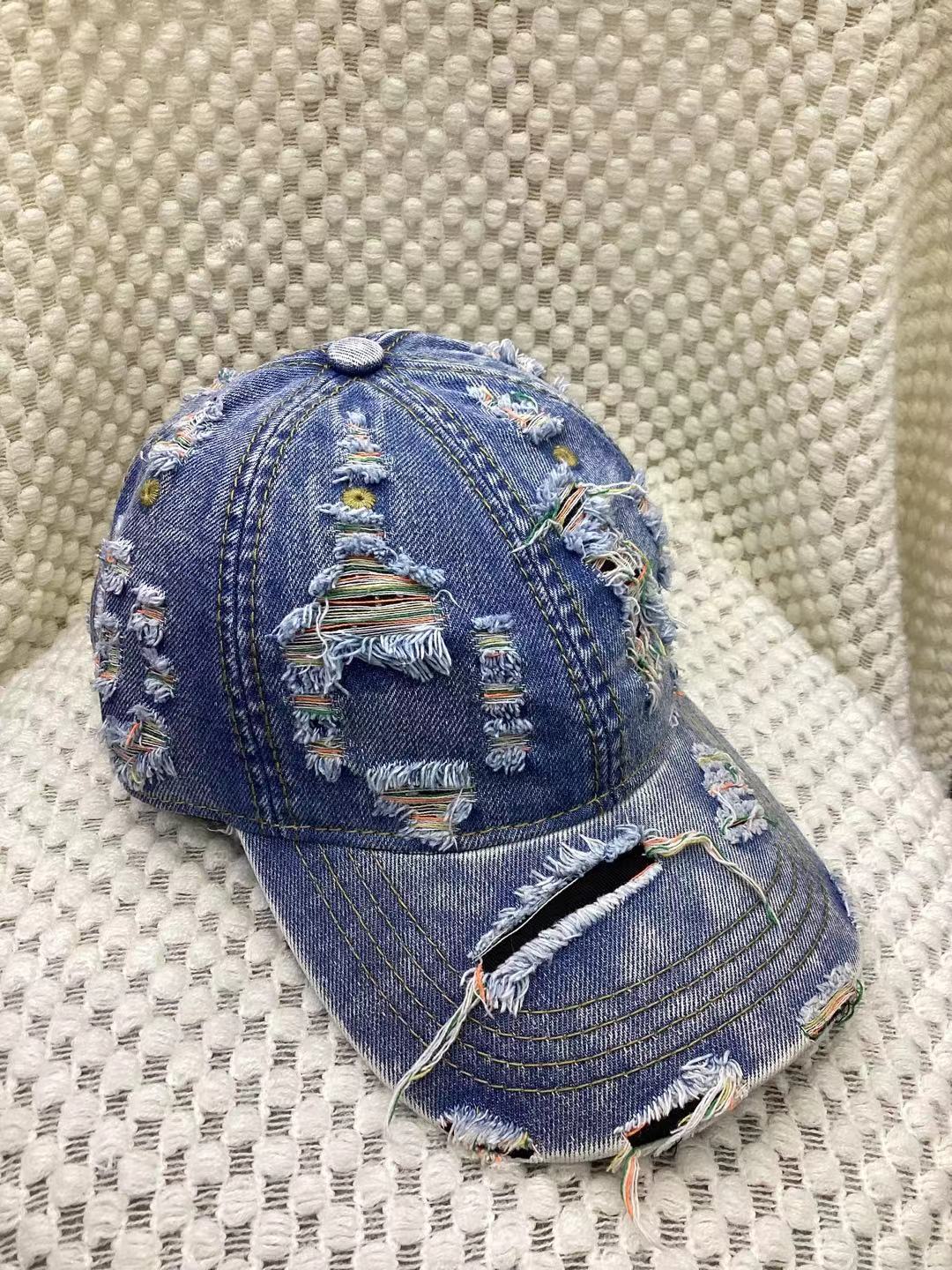 Jeans embroidered Comfort Baseball Cap