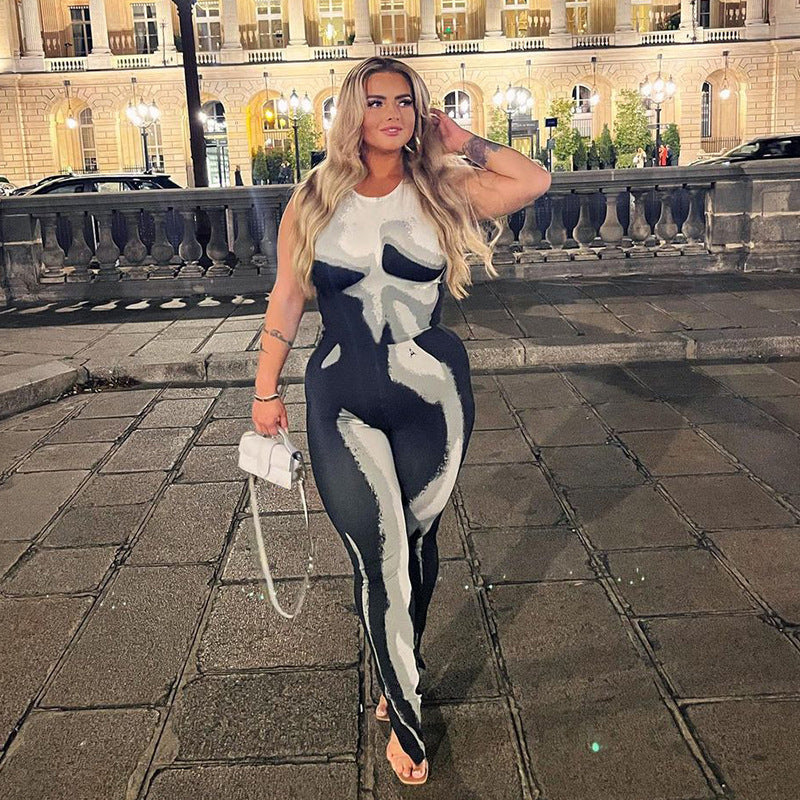 Women's Fashion Collision Color Sleeveless Leaky Umbilical Top High Waist Package Hip Pants Set