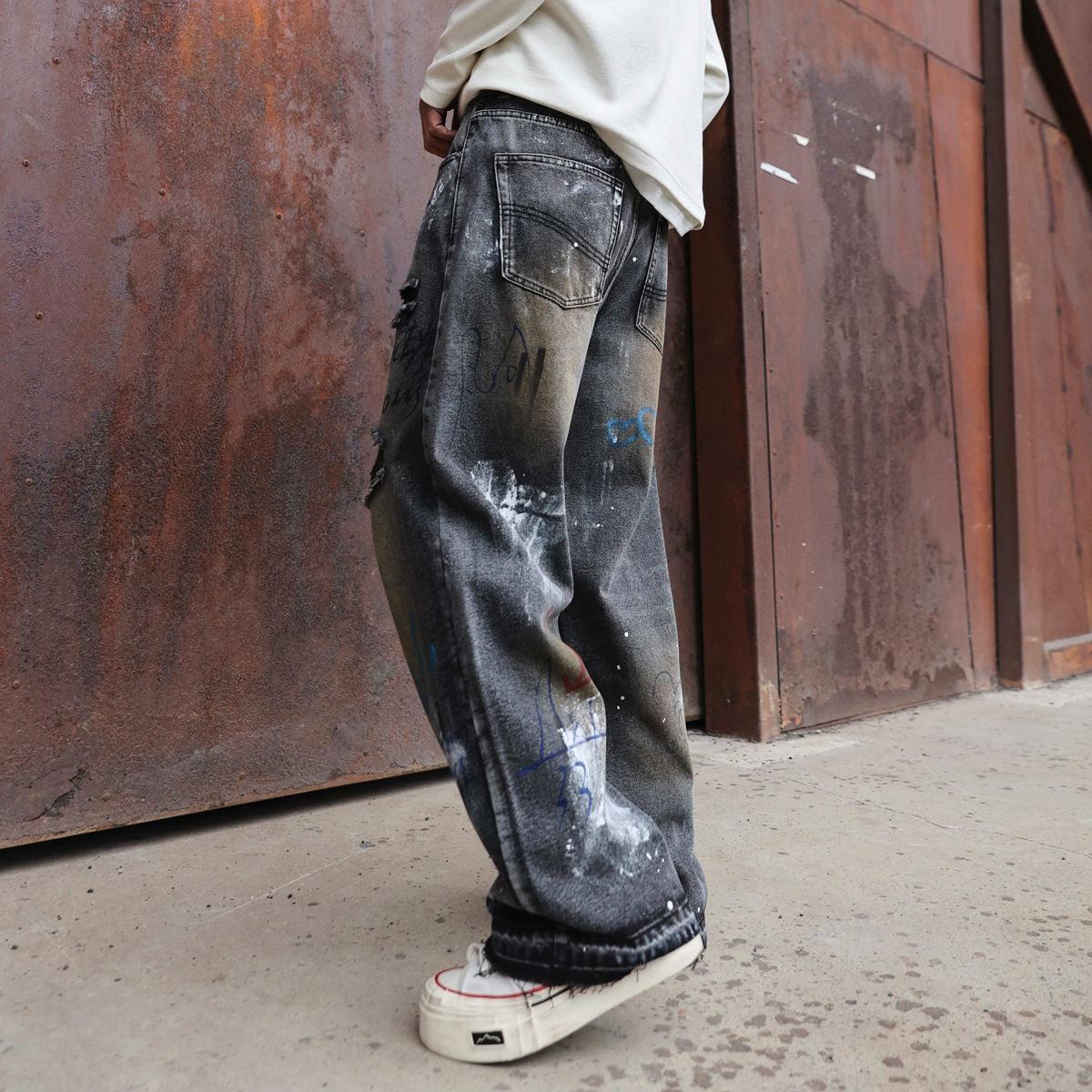 Street Graffiti Ripped Jeans Men Loose Straight Neutral
