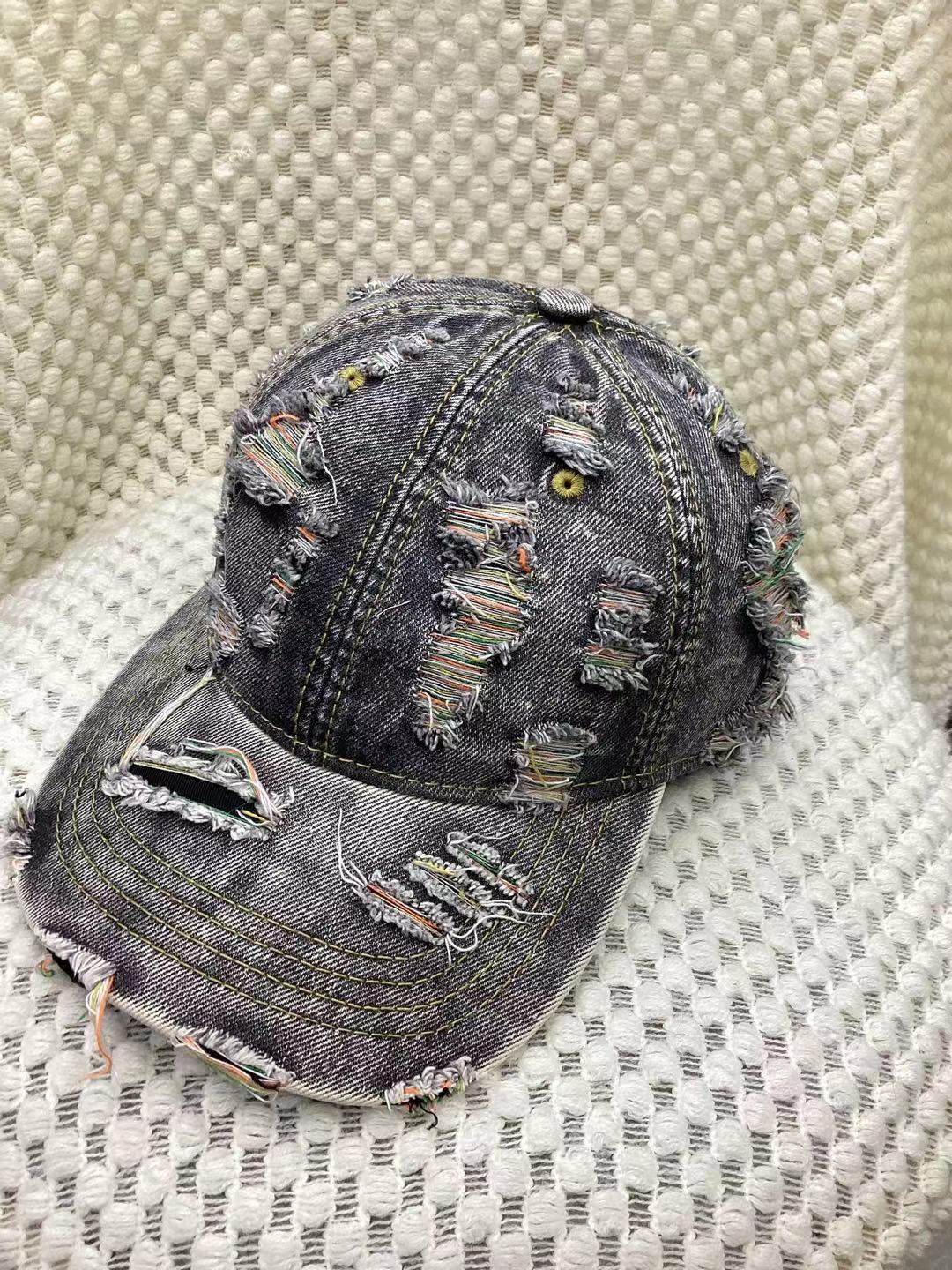 Jeans embroidered Comfort Baseball Cap